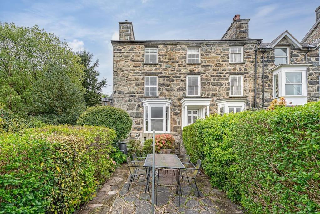 Dolgellau Townhouse 2 Minutes To Town & Mountains Villa Exterior photo
